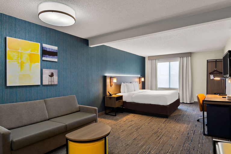 Bedroom 3, Comfort Inn & Suites Ashland – Richmond North, Hanover