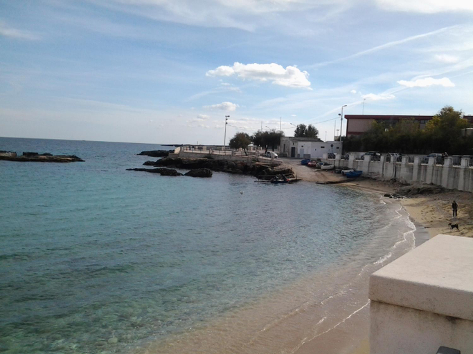 Others 5, Pescatore, Bari