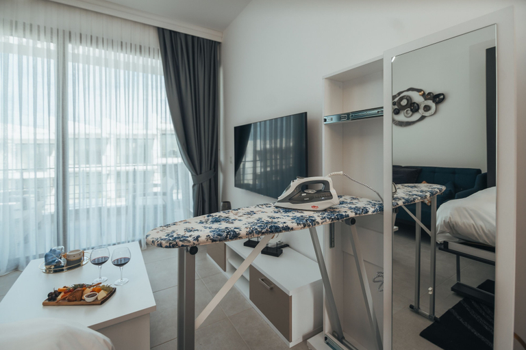 Bedroom 3, Pearl Island Homes