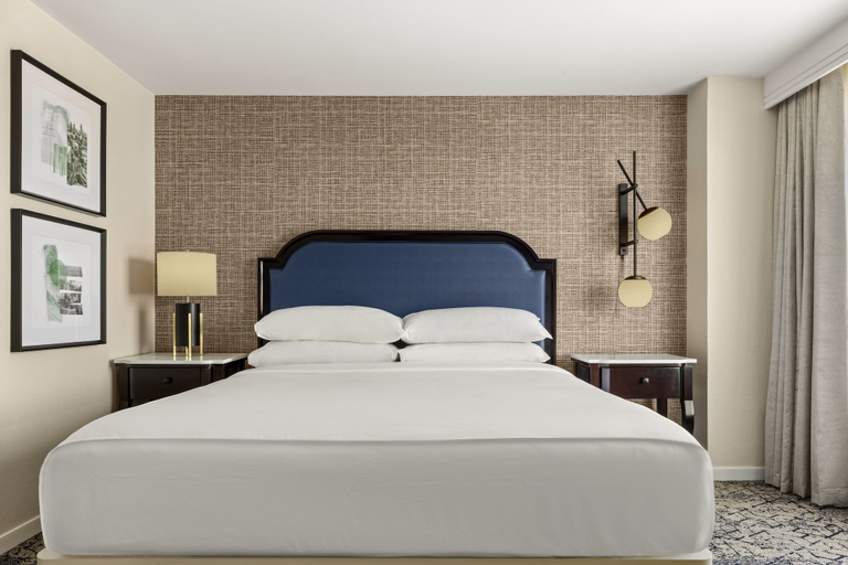 Bedroom 3, Sheraton Suites Galleria-Atlanta, Cobb