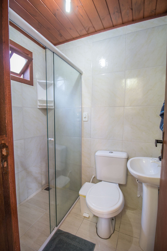 Bathroom 4, Green Mountain Pousada, Florianopolis