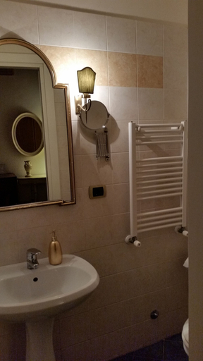 Bathroom 5, Diapason Colosseum Suite, Rome