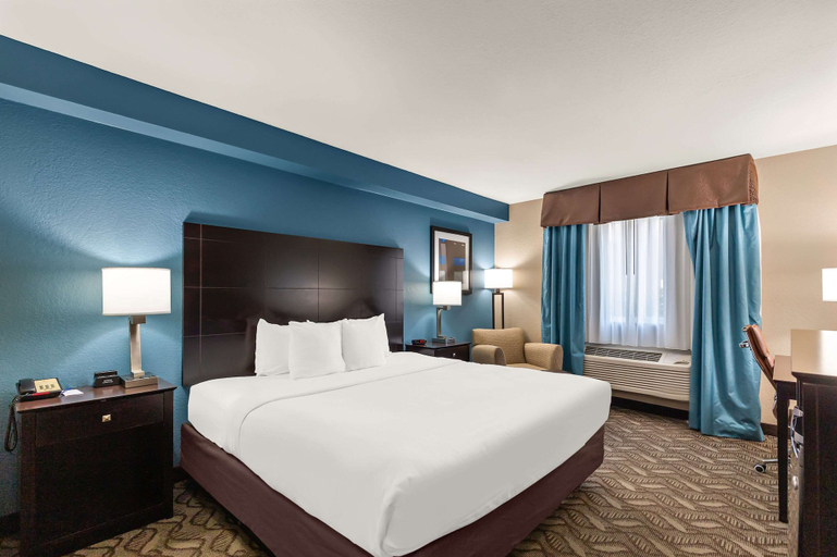 Bedroom 3, Comfort Inn & Suites Springfield I-55, Sangamon