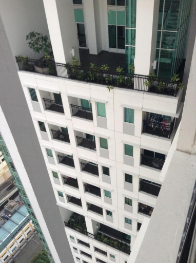 Exterior 15