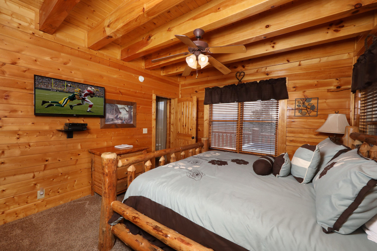 Bedroom 3, Ridgetop Theatre Lodge - Six Bedroom Cabin, Sevier