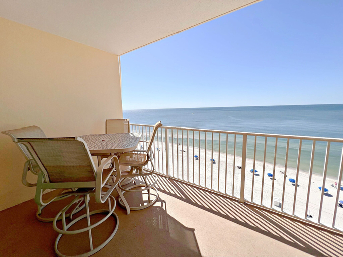 Others 5, Crystal Shores, Baldwin