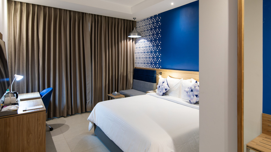 Bedroom 2, Hometel Alambagh Lucknow, Lucknow