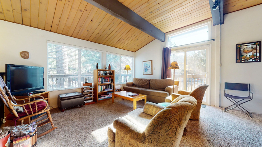 Living area 3, Timberline 44 Cozy and Quiet, Corner Unit, Lots of Natural Light by RedAwning, Mono