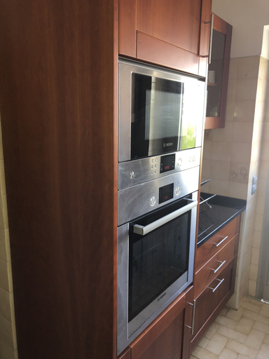 Others 5, Margarida Guest House, Almada