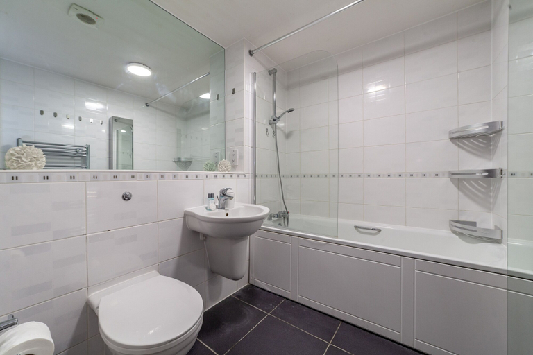 Bathroom, The Stratford Collection, London