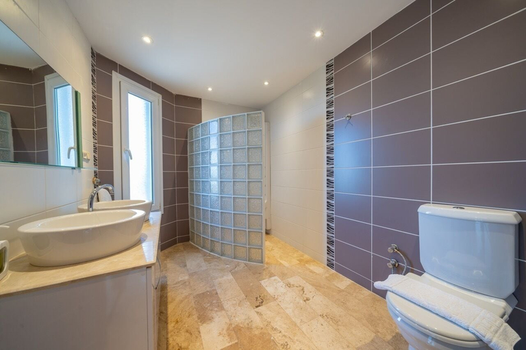 Bathroom 5, Lacitrus Villa Hotel, Kaş