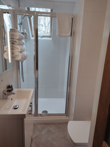 Bathroom 4, Anton Guest House B&B, Shropshire