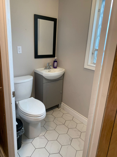 Bathroom 4, Myriad Fins Cottage and Marina, Kawartha Lakes