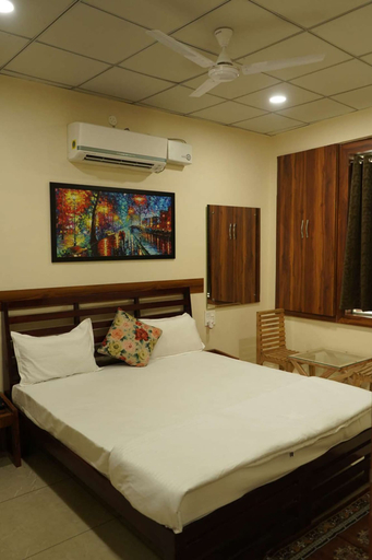 Bedroom 2, Maharaja Hotel and Restaurant, Fatehabad