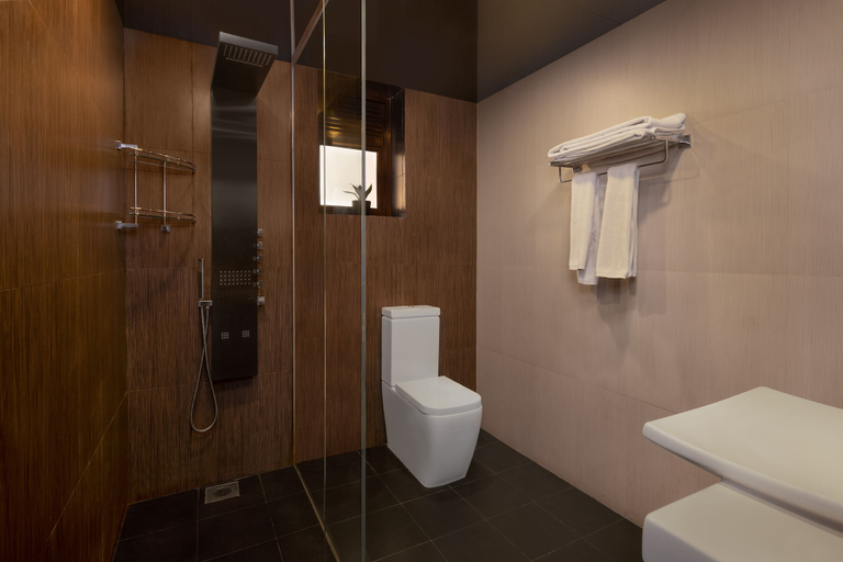 Bathroom 5, View 360, K.F.G. & G. Korale
