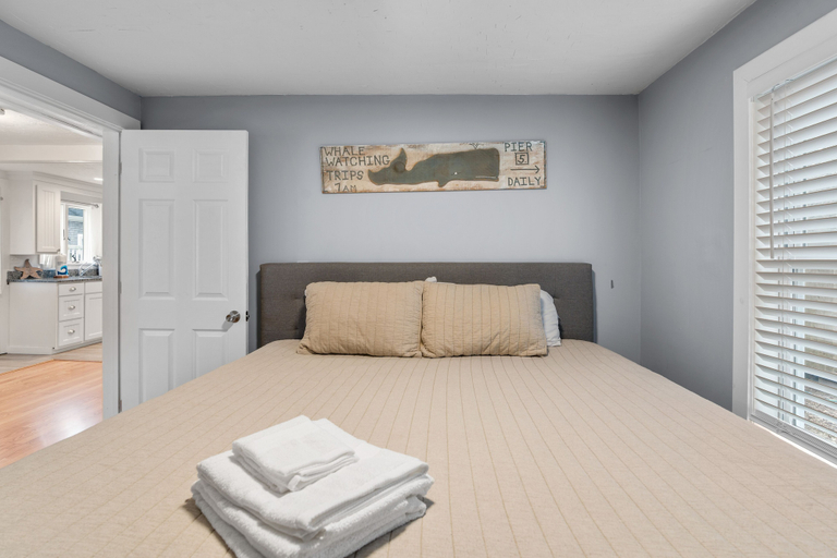 Bedroom 3, King St. Cottage, Barnstable