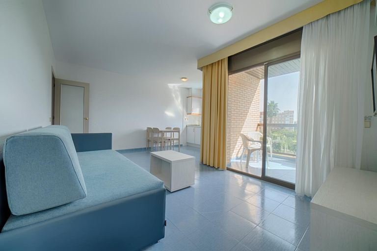 Bedroom, Aparthotel Olimar II, Tarragona
