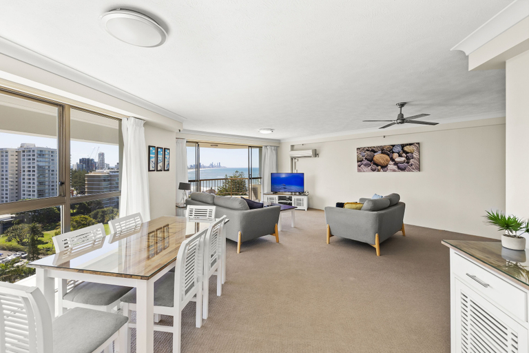 Dining Room 18