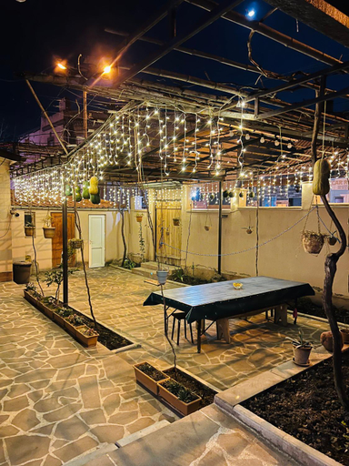 Food & Drinks, Guest House - Avlabari, Tbilisi