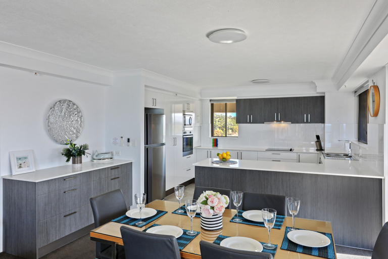 Dining Room 21