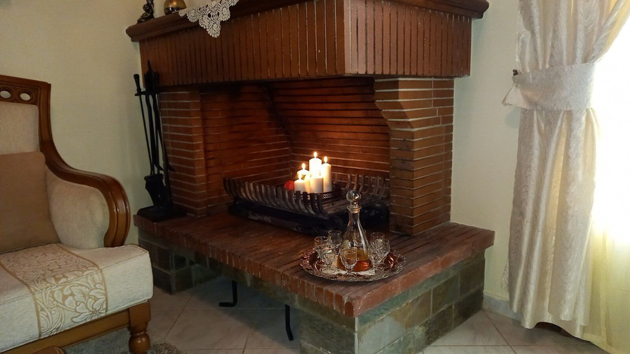 Living area 4, Vardakis Houses, Crete