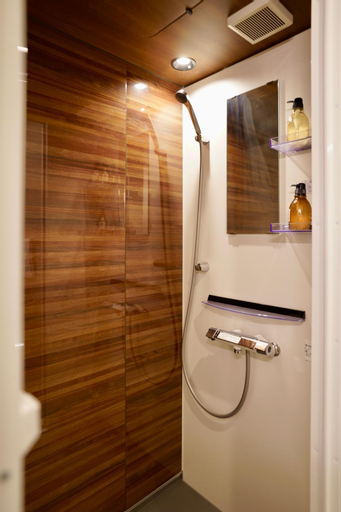 Bathroom 5