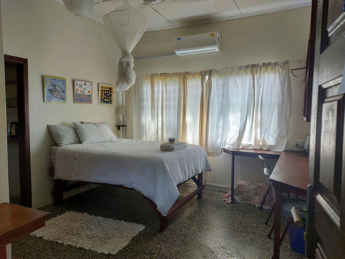 Bedroom 3, Hechtech House, Accra