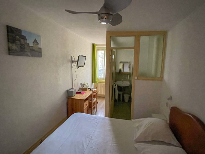 Bedroom 9