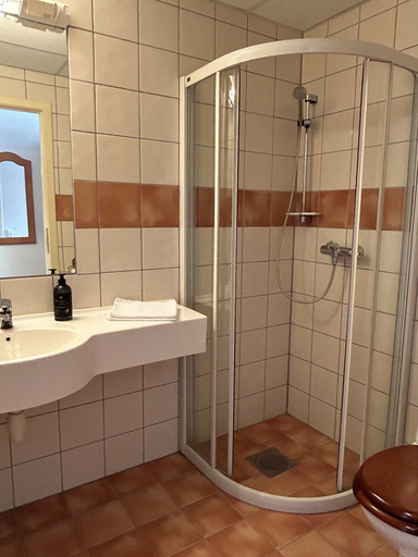 Bathroom 3, Marina Hotel Sortland, Sortland