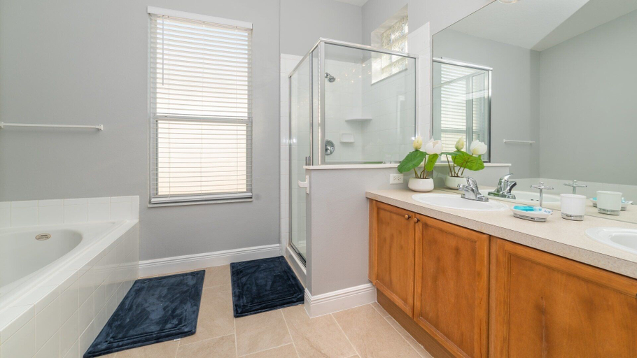 Bathroom 4, 8134 sun Palm dr, Osceola