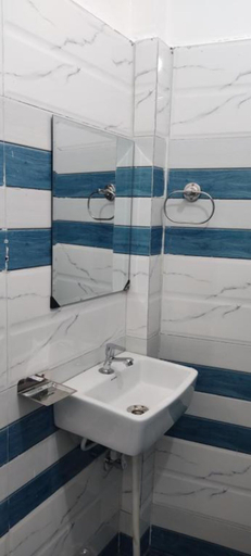 Bathroom 4, Goroomgo Gomukh Uttarkashi, Uttarkashi