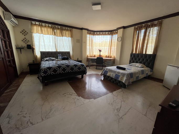 Bedroom 5, Mega Suite en PB al lado del San Marino, Guayaquil