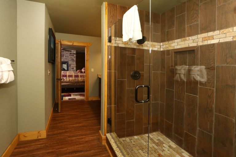 Bathroom 4, Firefly Nights - Five Bedroom Chalet, Sevier