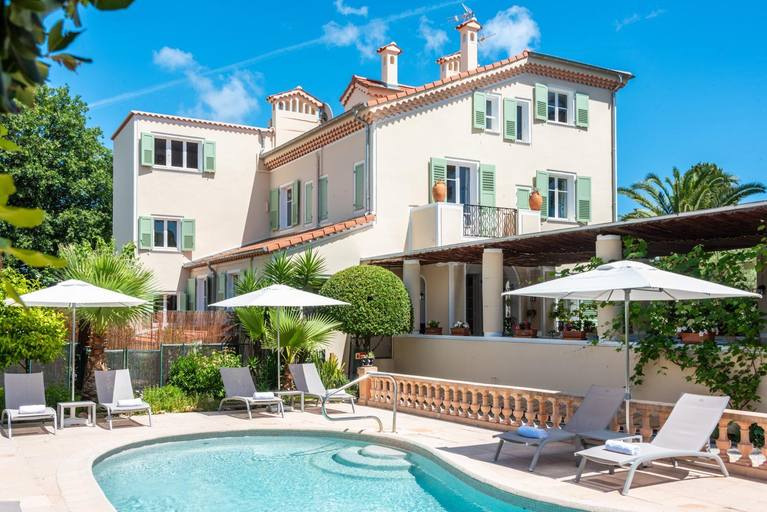Others 5, Hotel Mas Djoliba, Alpes-Maritimes