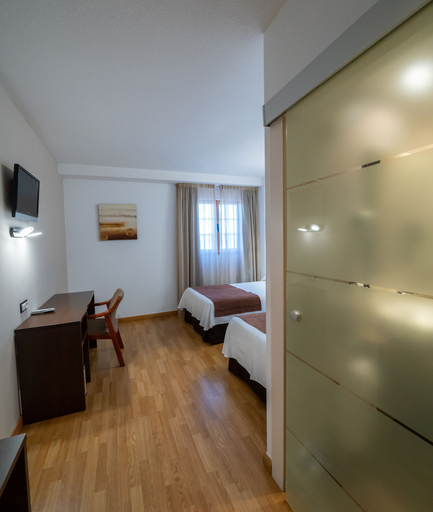 Bedroom 3, Hotel Mozarbez Salamanca, Salamanca