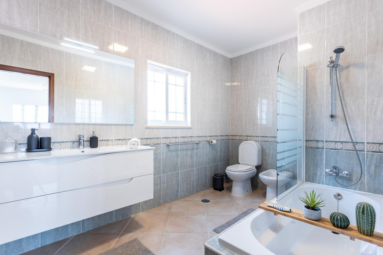 Bathroom 3, Casa Onda - Fabulous Ocean View Villa, Aljezur