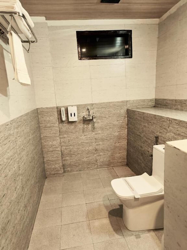 Bathroom, Trimounts A Boutique Hotel, Kullu