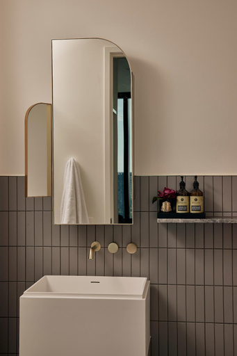 Bathroom 7