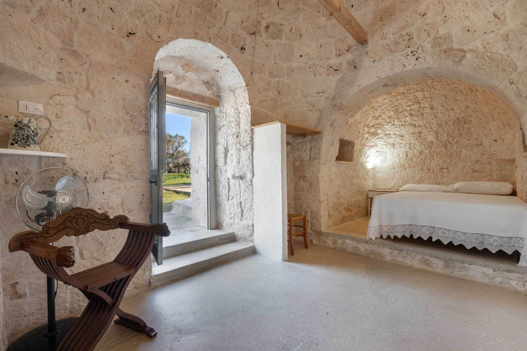 Bedroom 4, 3745 Trullo Puspo by Barbarhouse, Brindisi