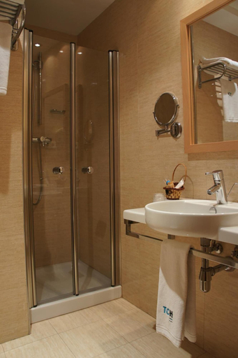 Bathroom 5, TCH Hotel, Murcia