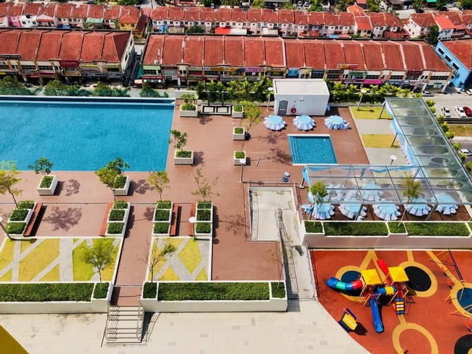 Sport & Beauty, Buff Evo Soho Bangi Sentral with NETFLIX & WiFi, Hulu Langat