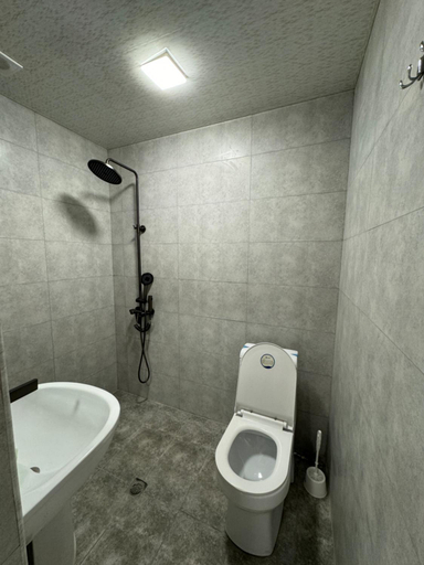 Bathroom 5, VARDANANTS HOTEL Meghri