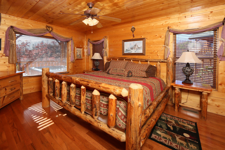 Bedroom, Howling Wolf - One Bedroom Cabin, Sevier