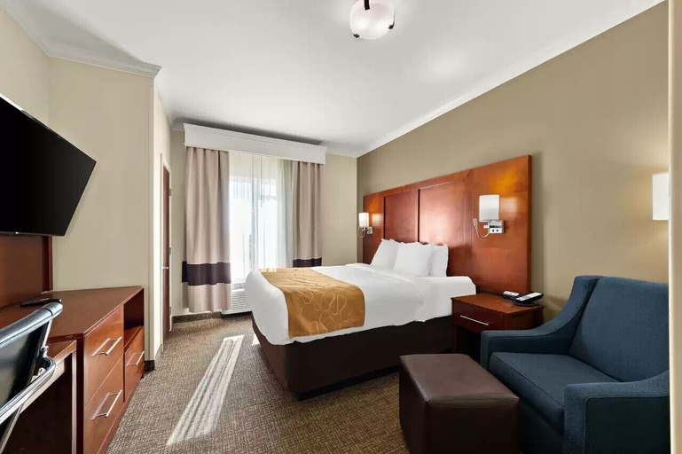 Bedroom 3, Comfort Suites Corpus Christi Central, Nueces