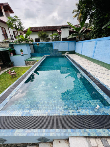 Swimming pool 2, Villa Eco Green Airport, Katana