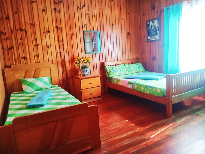 Bedroom 2, ROOMS AT AN AMERICAN-STYLE CABIN, Sagada