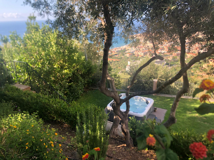 Exterior & Views 4, Villa Angela Luxury, Palermo