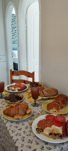 Food & Drinks 5, Villa Daizy, Ionian Islands