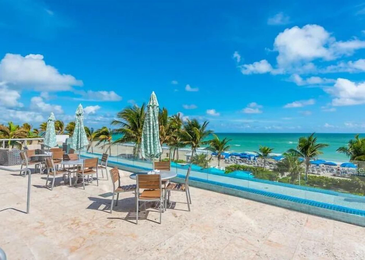 Sport & Beauty 2, Marenas Beach Resort, Miami-Dade