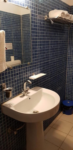 Bathroom 4, Prakriti The Retreat, Uttarkashi